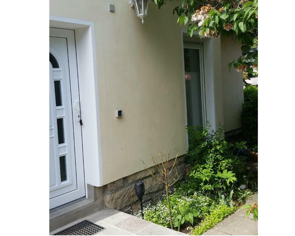 Ferienwohnung Gerlach เดรสเดน ภายนอก รูปภาพ